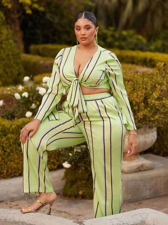 Fashion to Figure Pants - Fashion to Figure Green Stripe Tie Front Pant Set Size 1 NWT